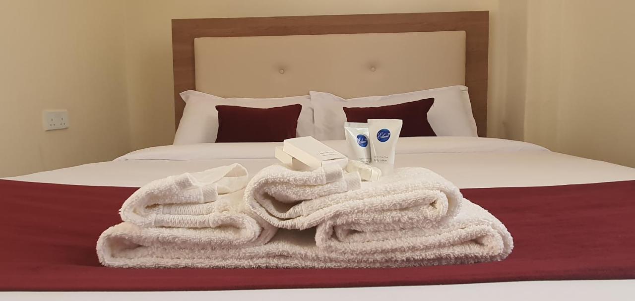 Walabi Mara Hotel Narok Eksteriør bilde