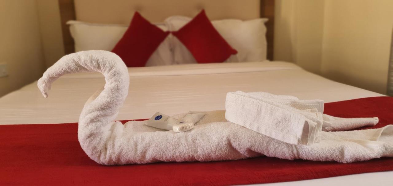 Walabi Mara Hotel Narok Eksteriør bilde