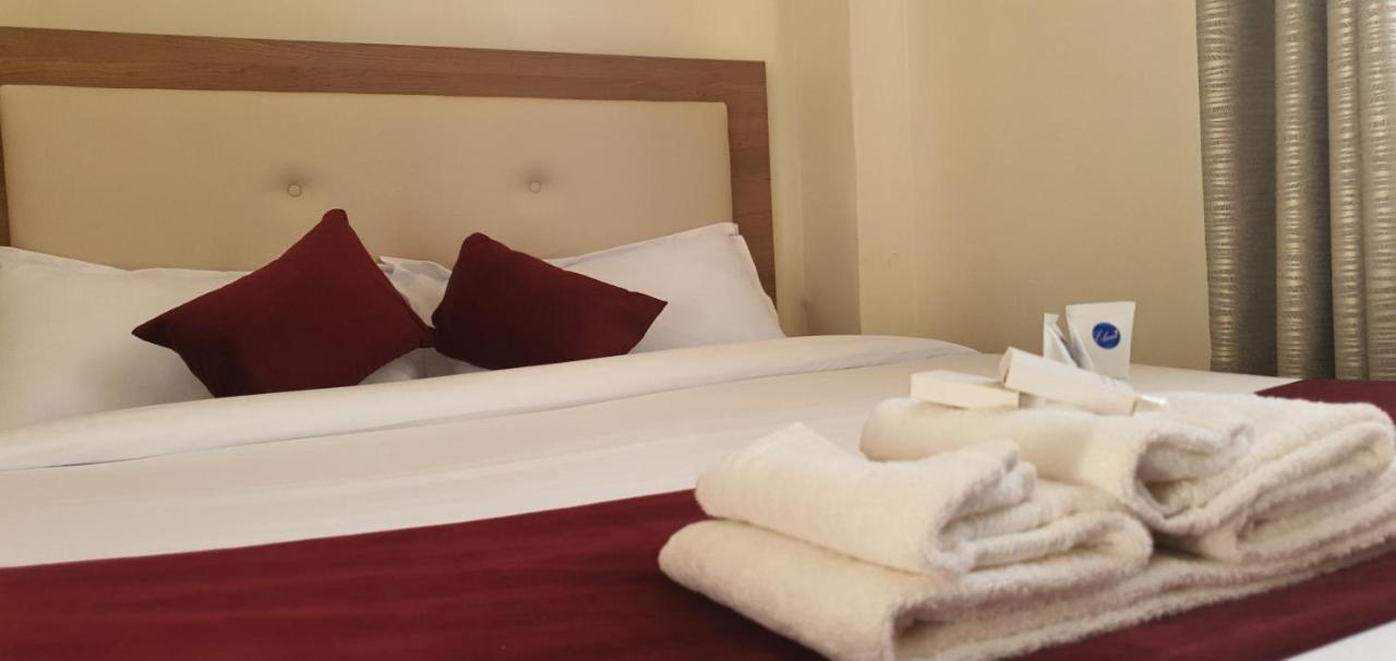 Walabi Mara Hotel Narok Eksteriør bilde