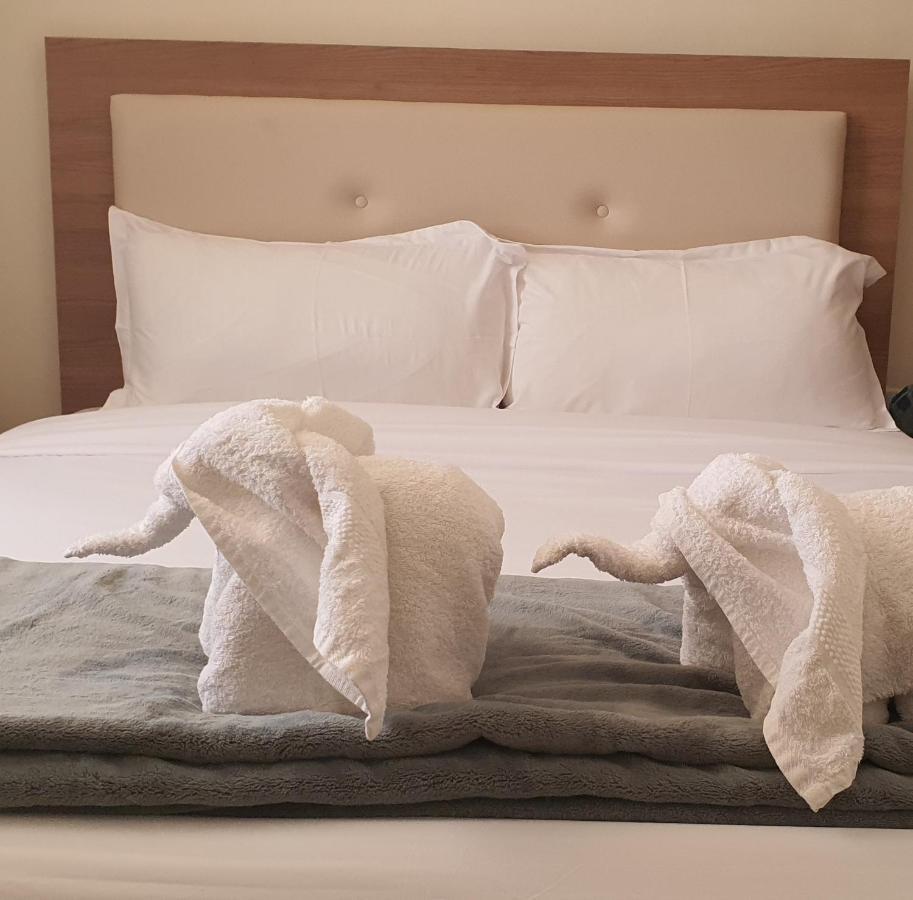 Walabi Mara Hotel Narok Eksteriør bilde