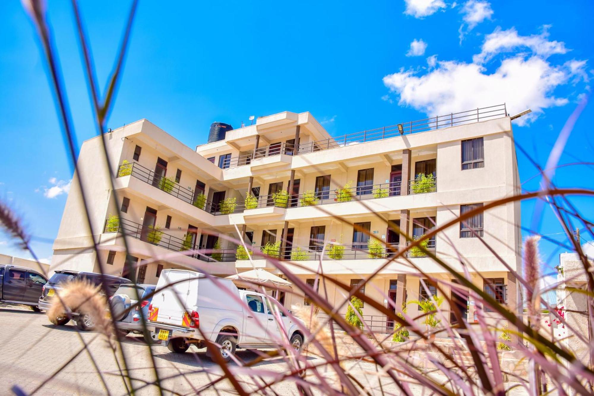 Walabi Mara Hotel Narok Eksteriør bilde